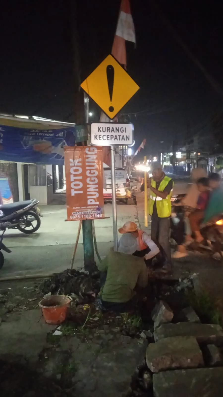 Dokumentasi proyek Pemasangan Rambu Lalu Lintas McDonald’s Limo Depok 2